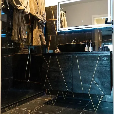 Maison Charlemagne アパート *